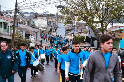 Alunos Demonstram Patriotismo e Dedicação nos Desfiles Cívicos da Independência